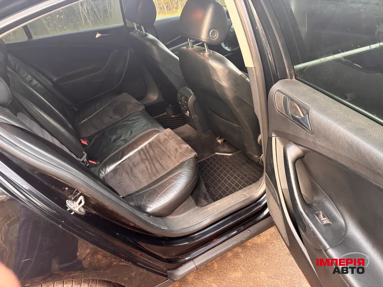 Volkswagen Passat - фото 6