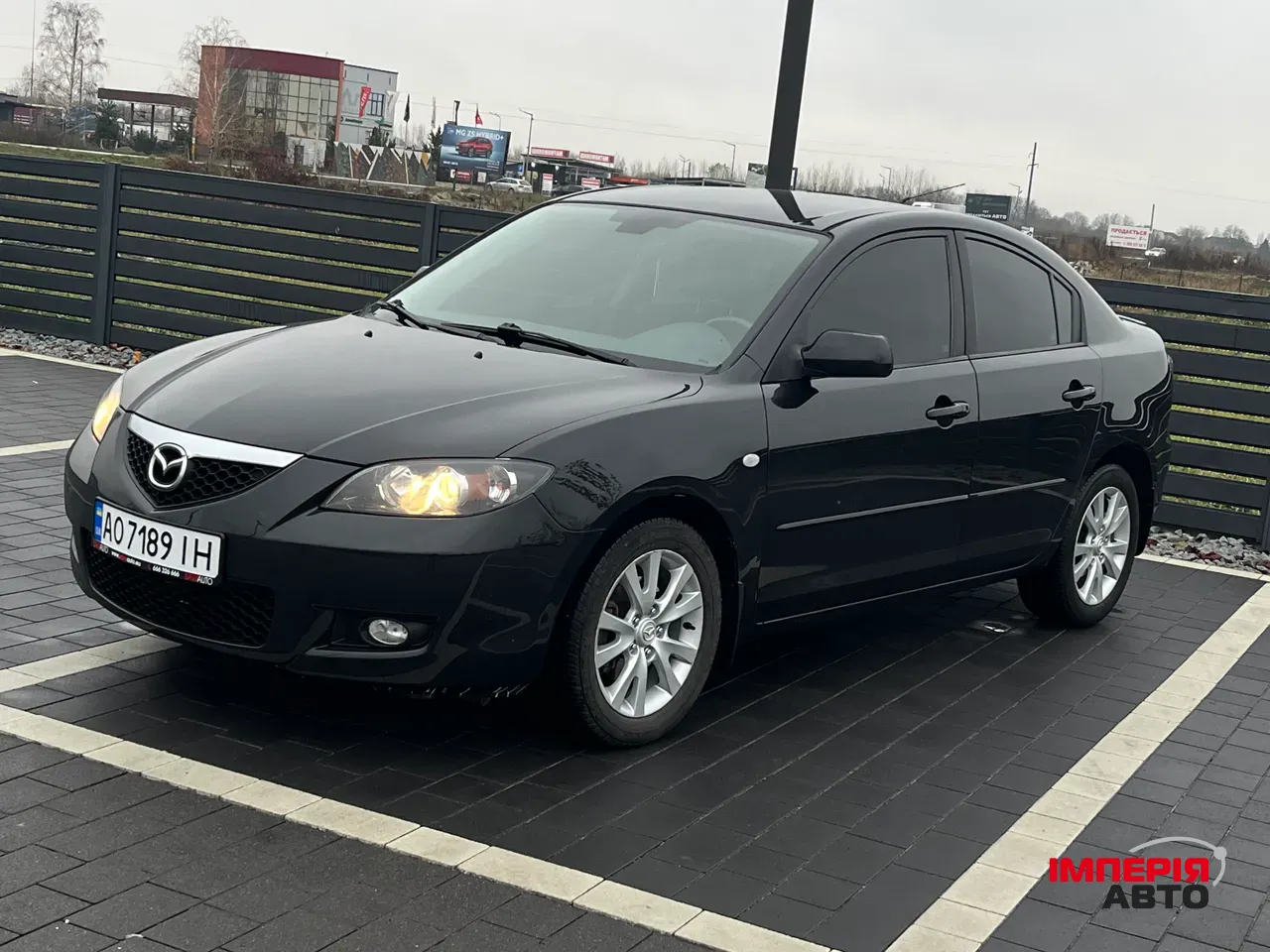 Mazda 3 - фото 15