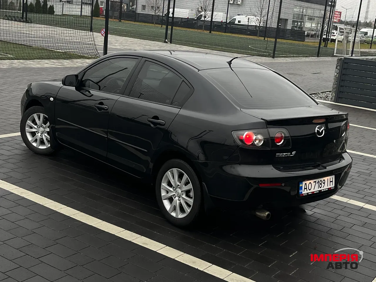 Mazda 3 - фото 17