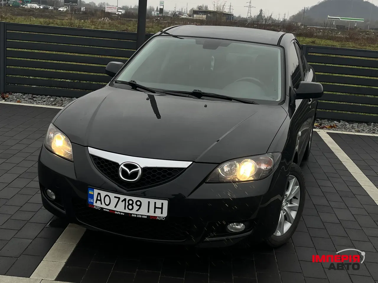 Mazda 3 - фото 5