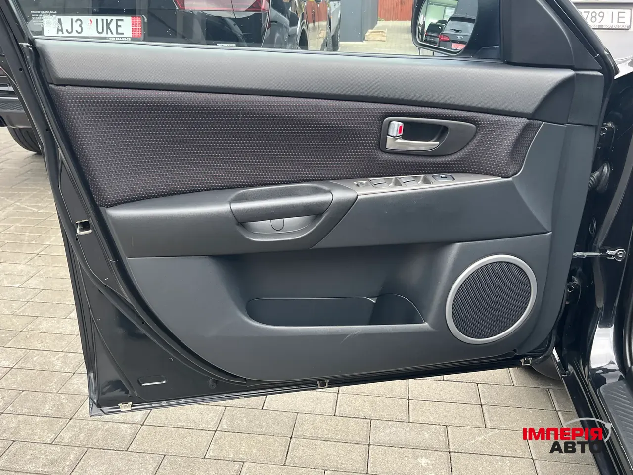 Mazda 3 - фото 23