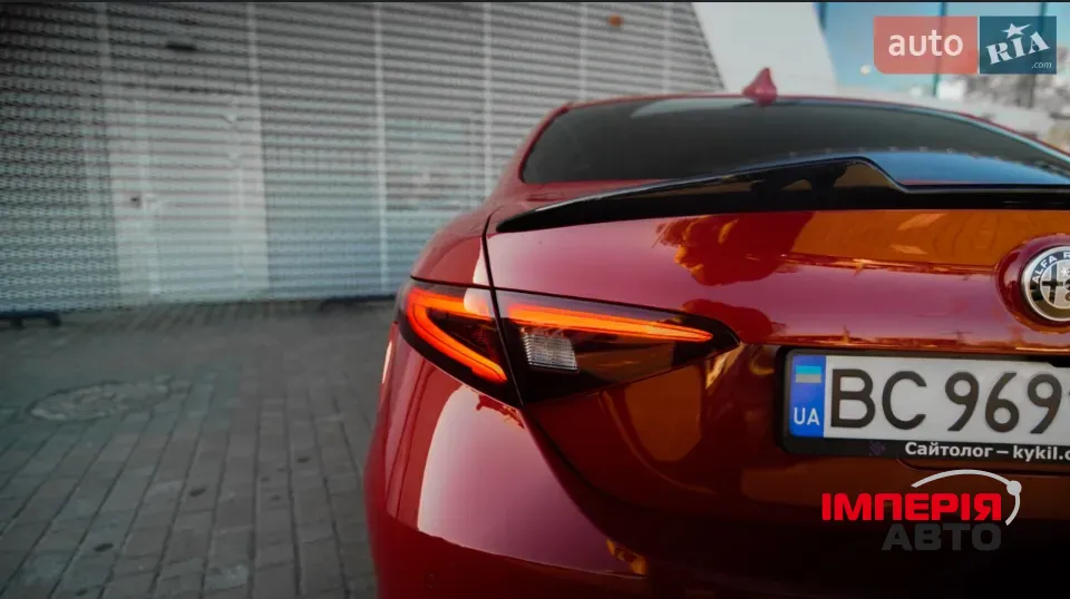 Alfa Romeo Giulia - фото 14