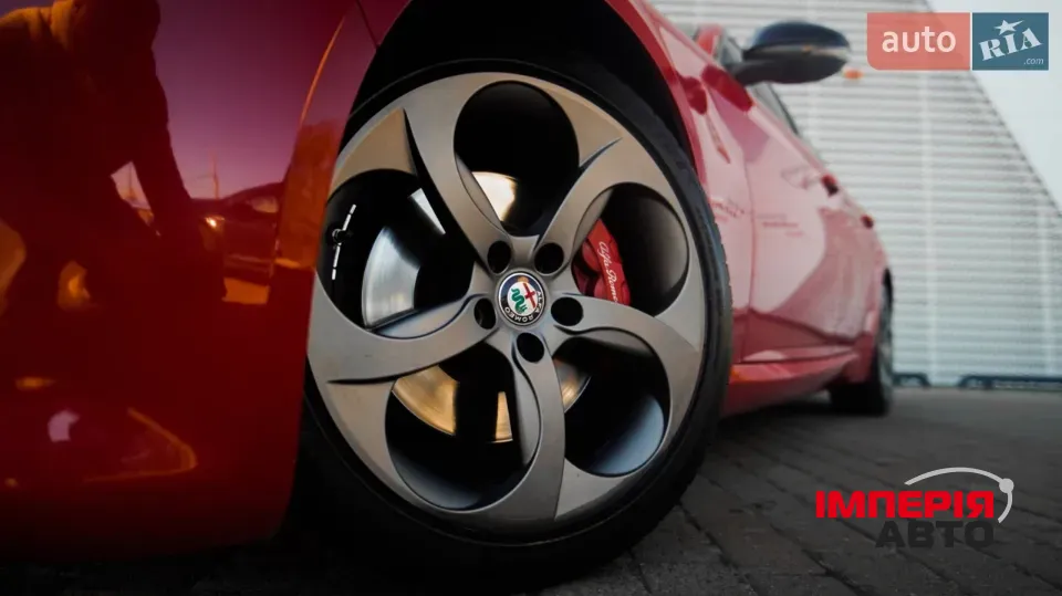 Alfa Romeo Giulia - фото 7