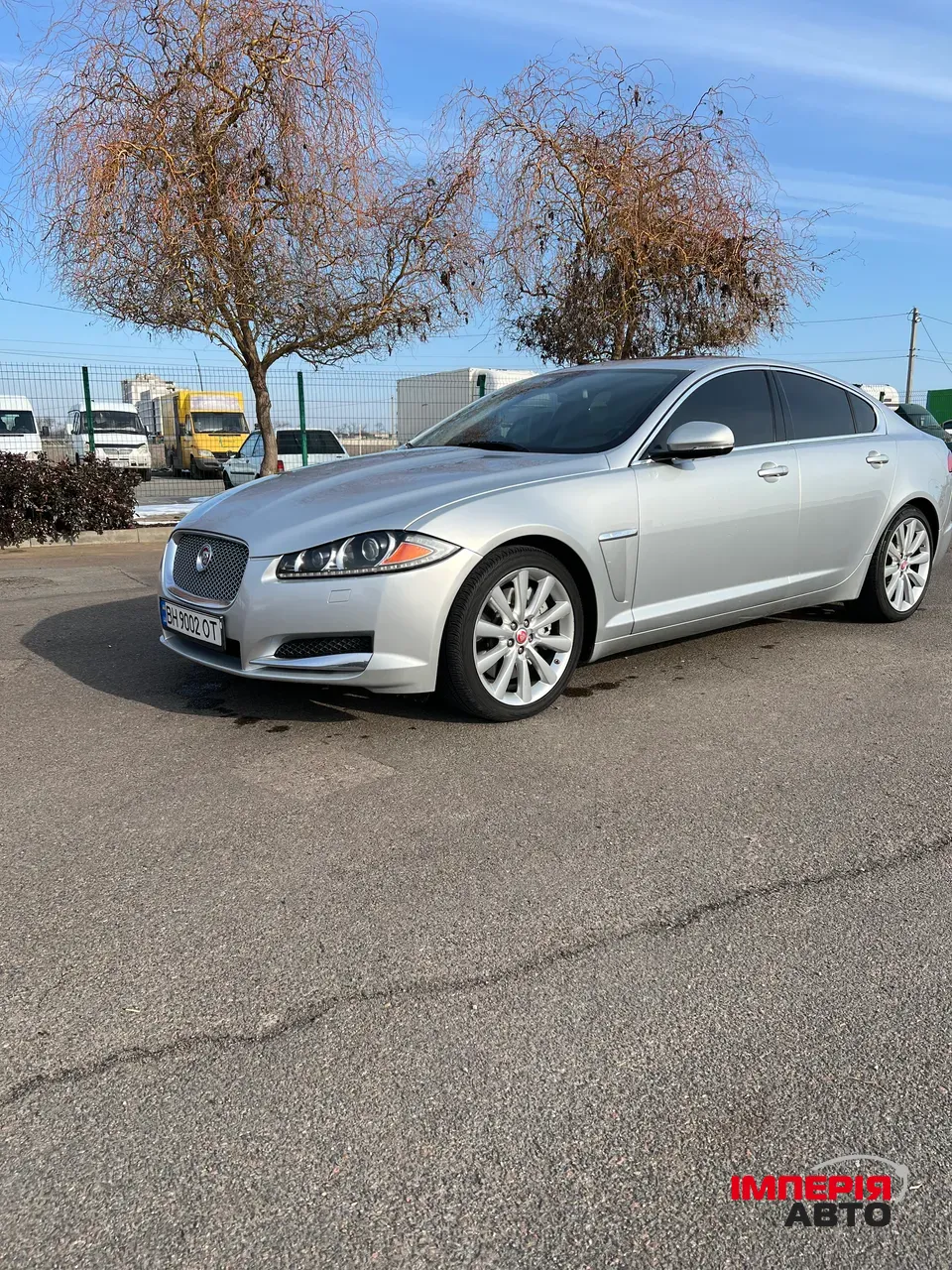 Jaguar XF - фото 2
