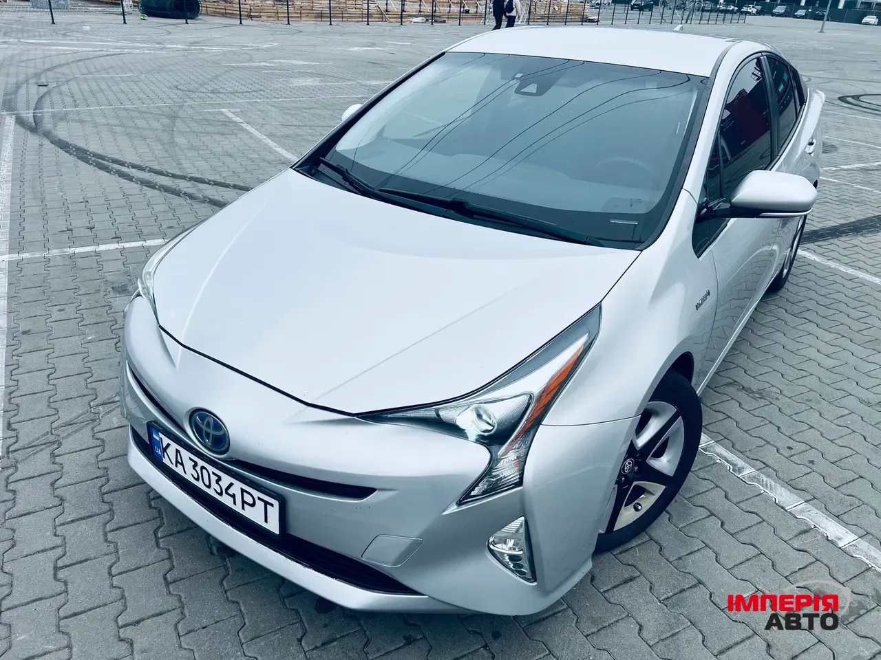 Toyota Prius - фото 5