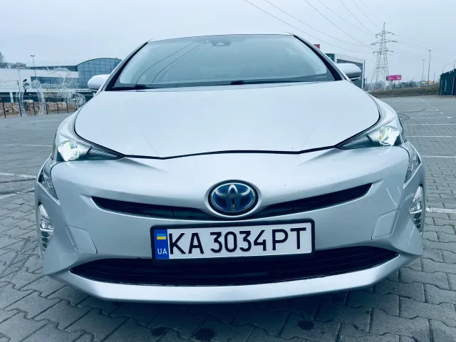 Toyota Prius - фото 4