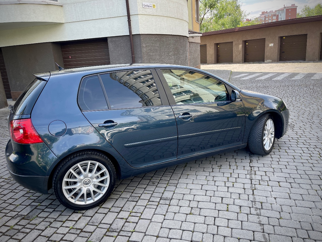 Volkswagen Golf - фото 8