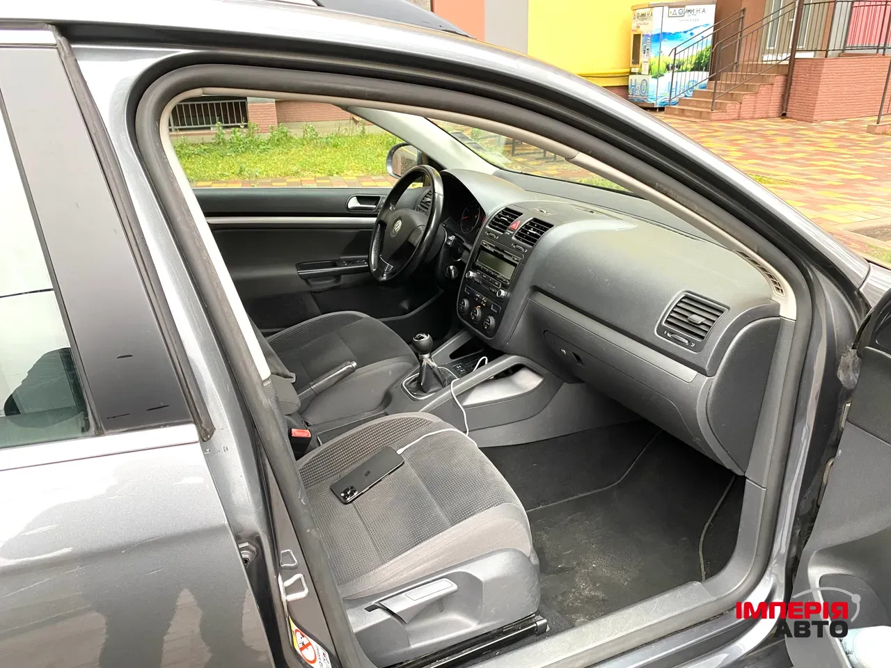 Volkswagen Golf - фото 7