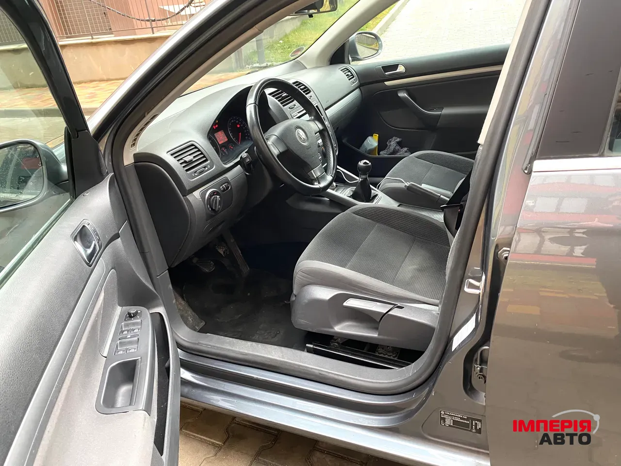 Volkswagen Golf - фото 11