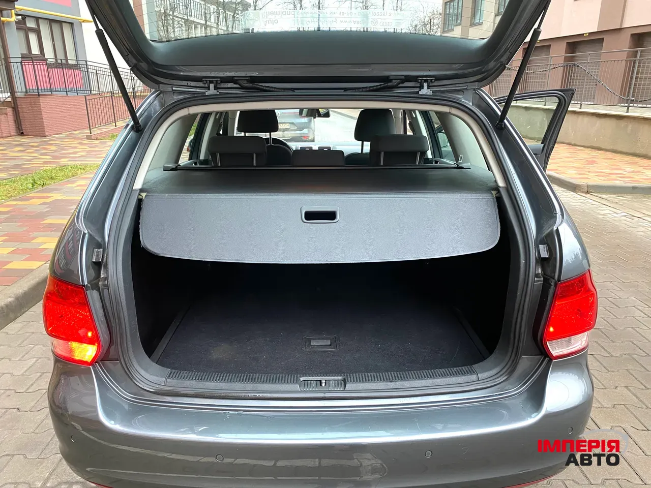 Volkswagen Golf - фото 9