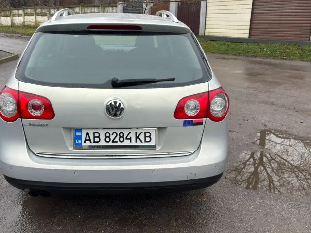 Volkswagen Passat CC - фото 3