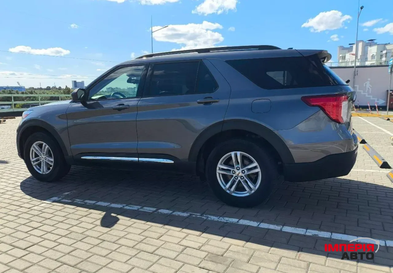 Ford Explorer - фото 6