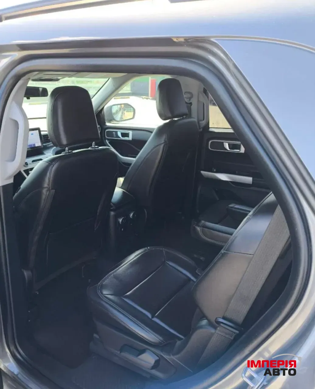 Ford Explorer - фото 20