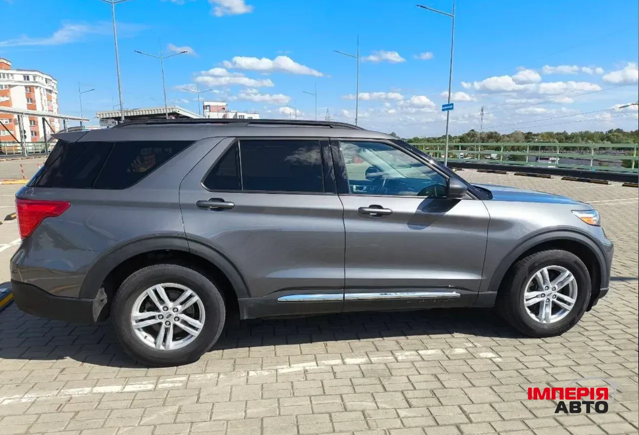 Ford Explorer - фото 4
