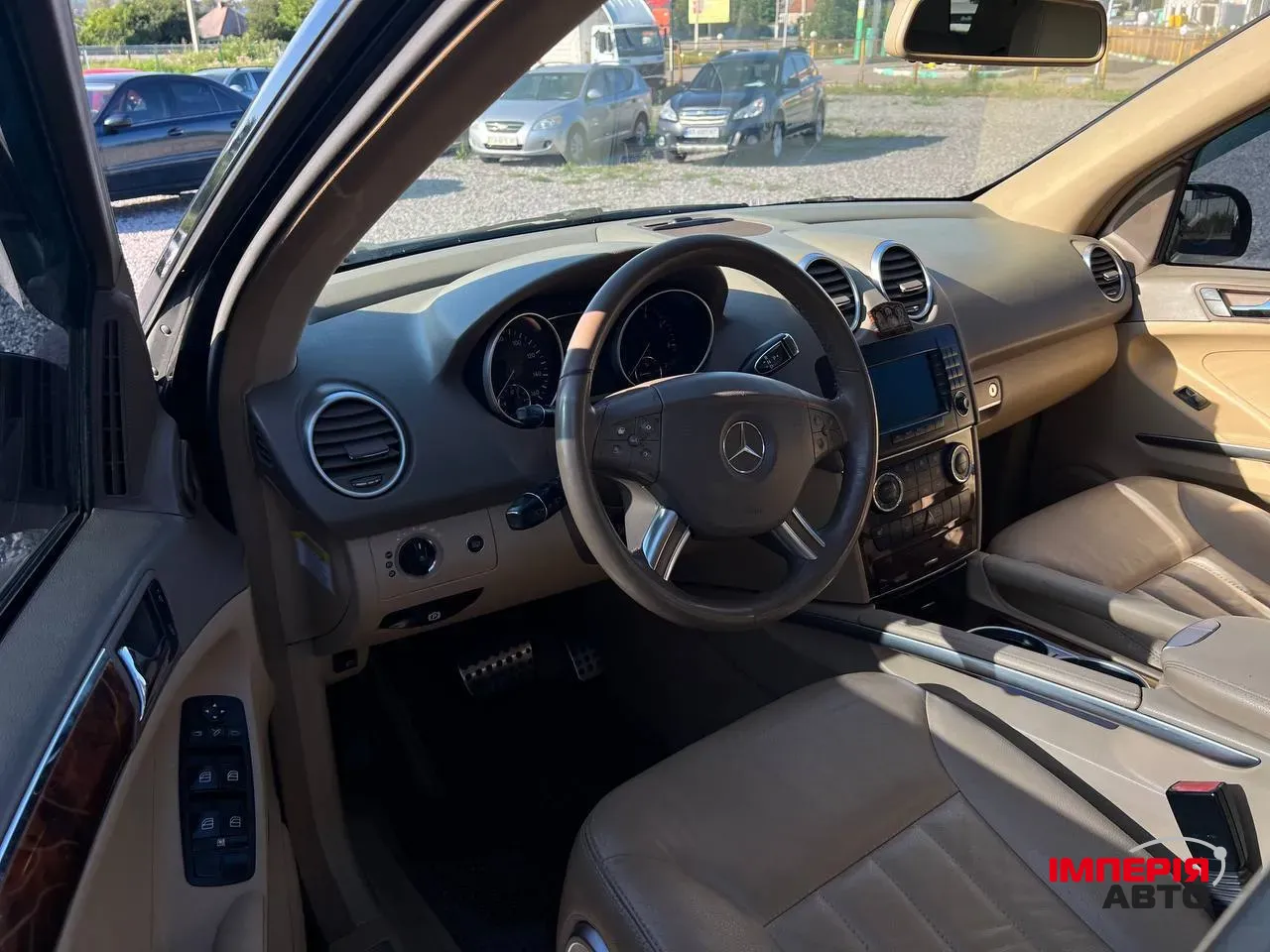 Mercedes-Benz M-Класс - фото 9