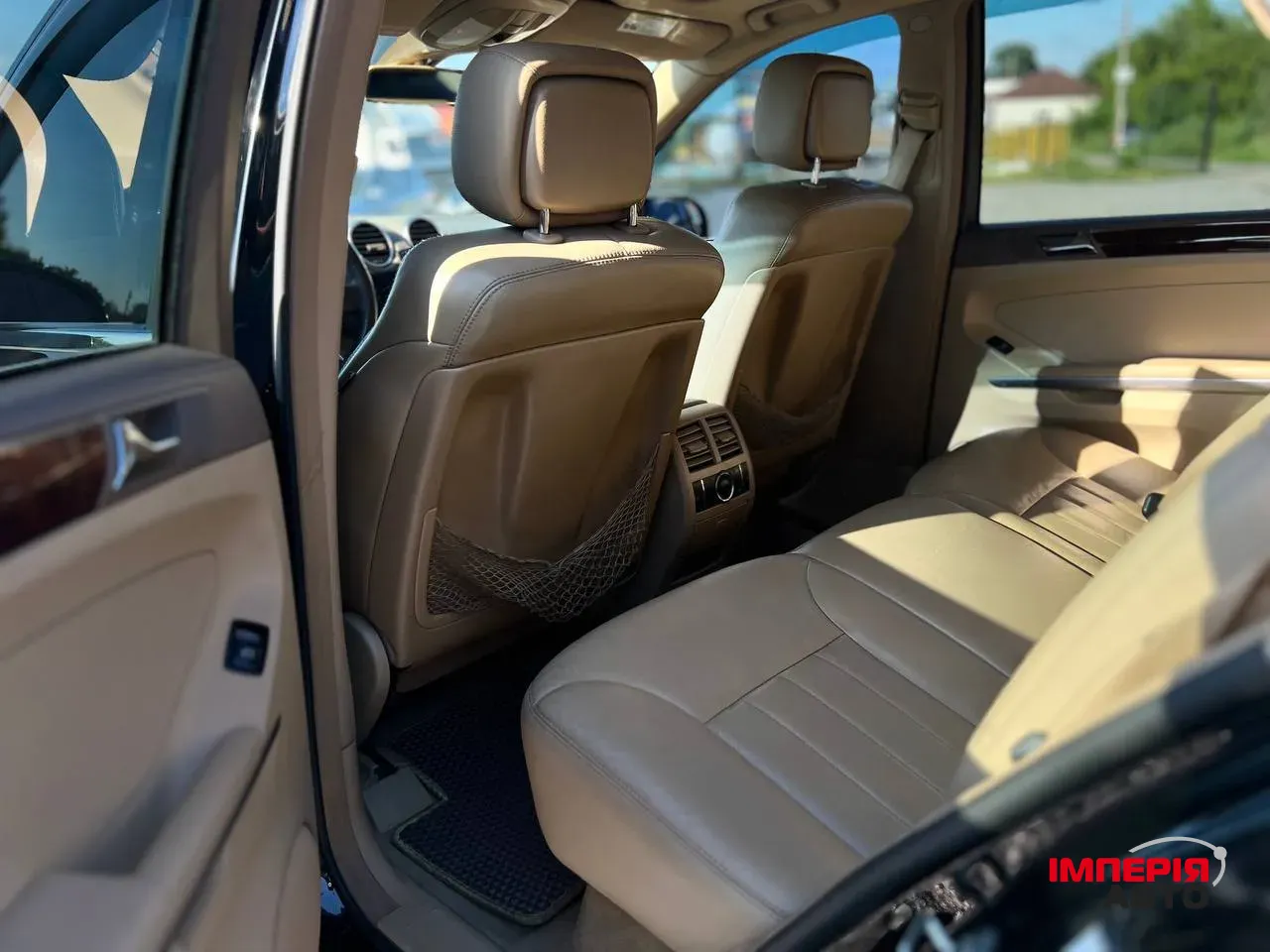 Mercedes-Benz M-Класс - фото 7