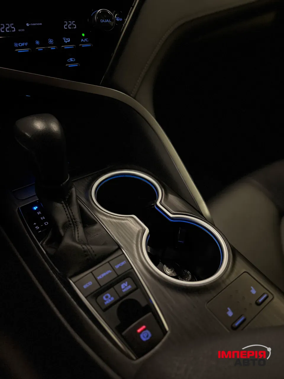 Toyota Camry - фото 22