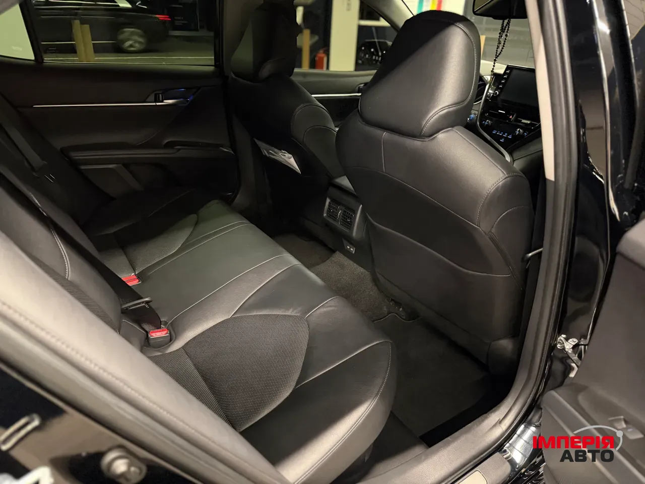 Toyota Camry - фото 24