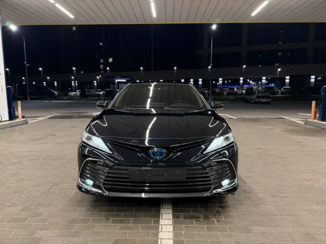 Toyota Camry - фото 5