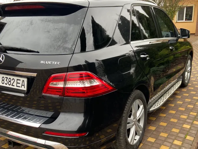 Mercedes-Benz M-Класс - фото 5