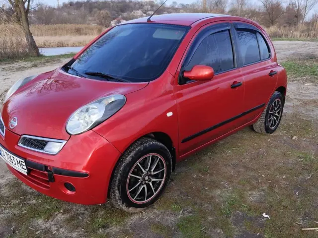 Nissan Micra - фото 2