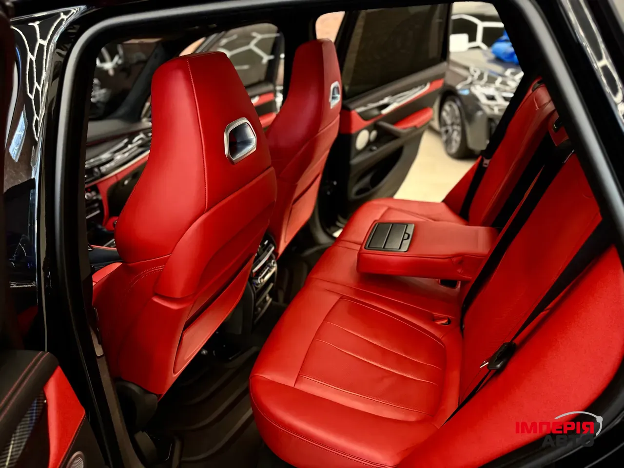 BMW X5 M - фото 26