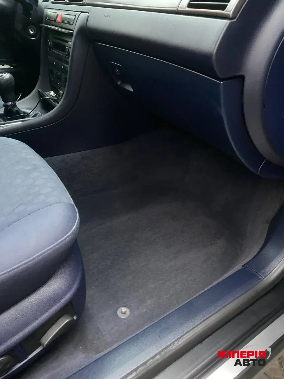 Audi A6 - фото 8