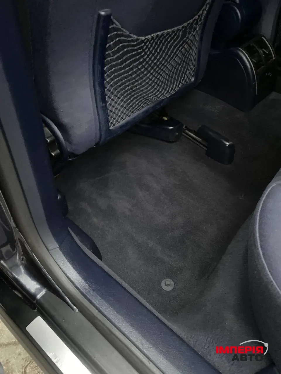 Audi A6 - фото 10