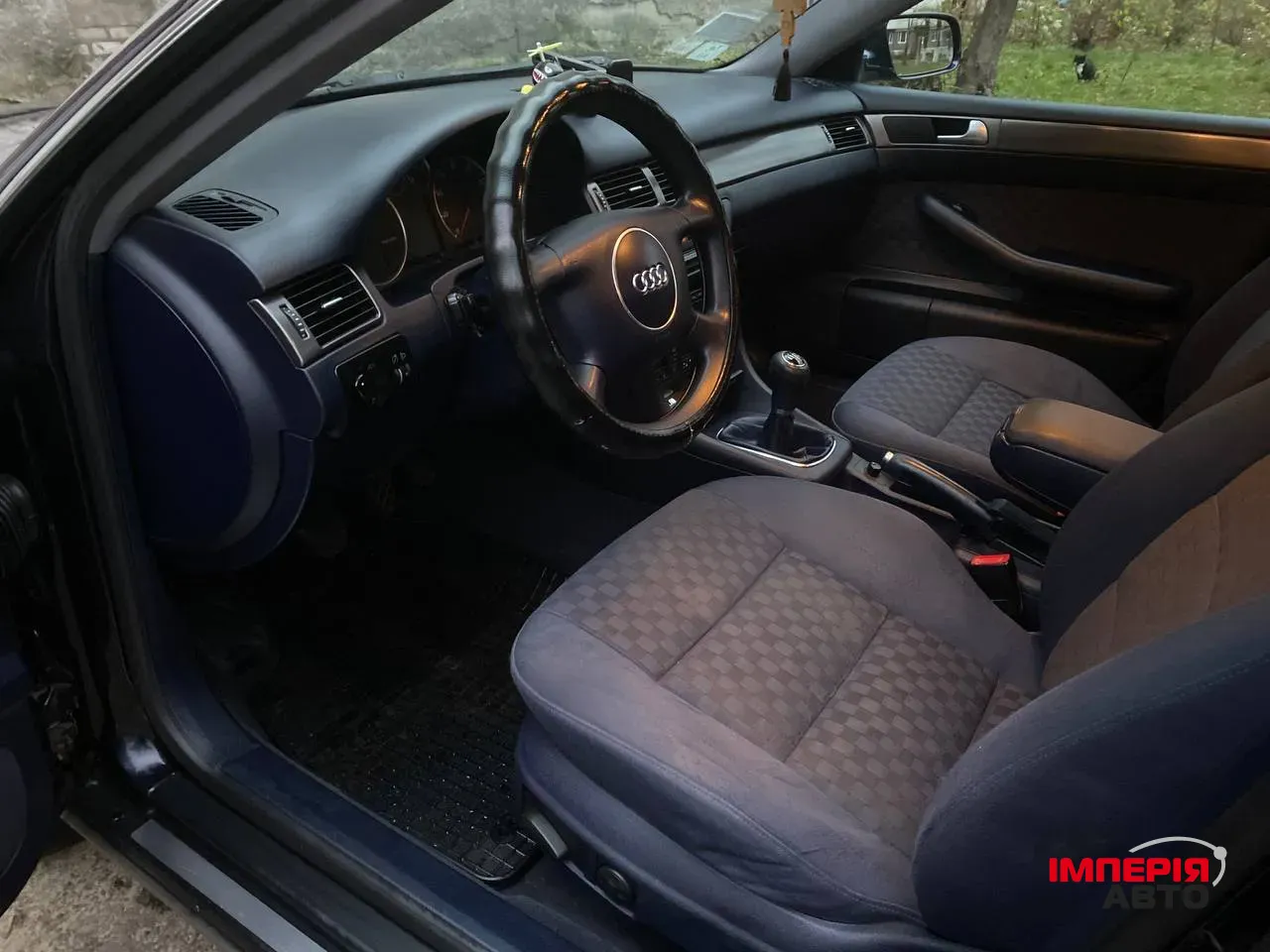 Audi A6 - фото 12