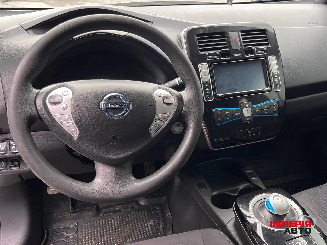 Nissan Leaf - фото 5