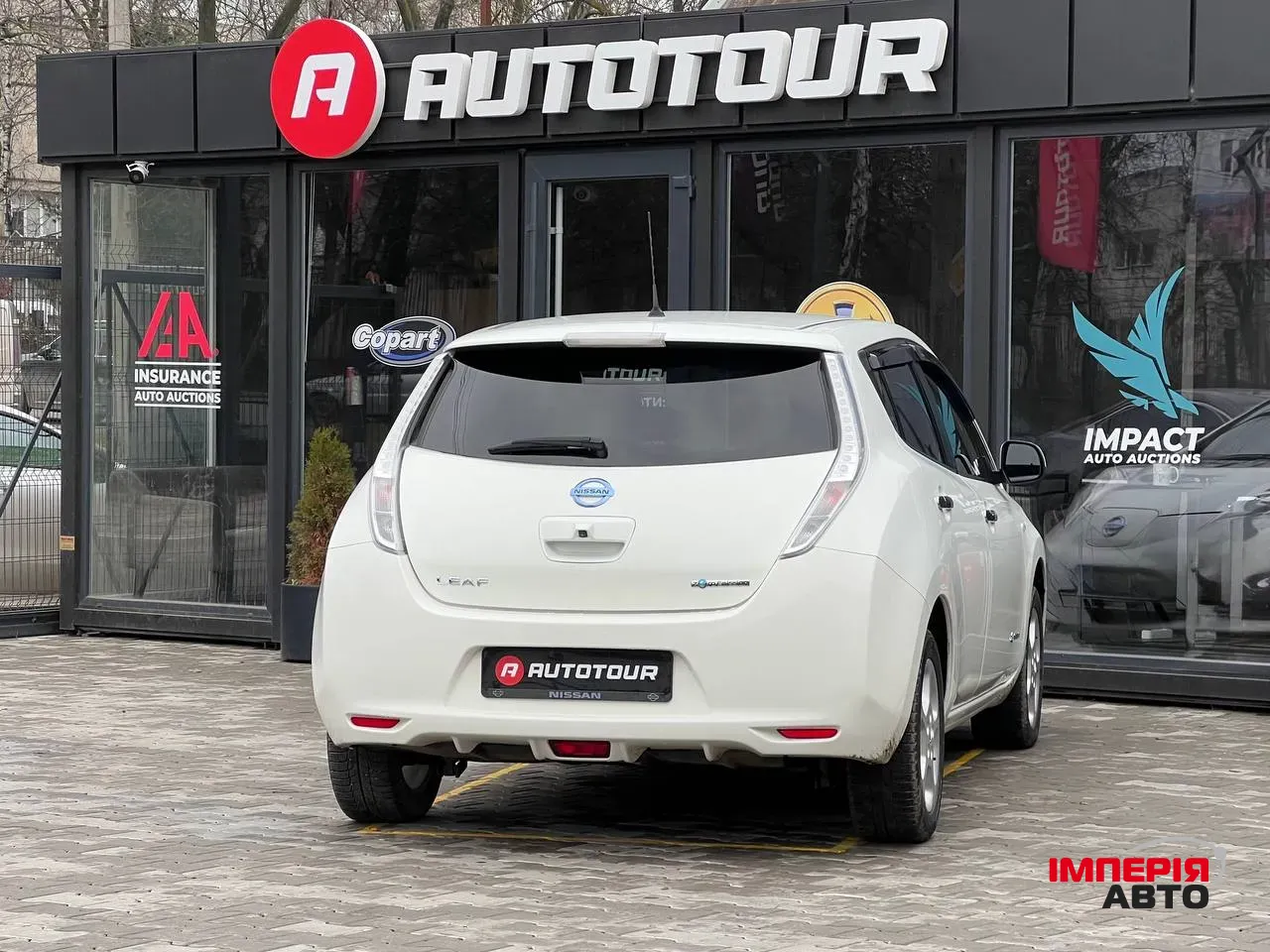 Nissan Leaf - фото 10