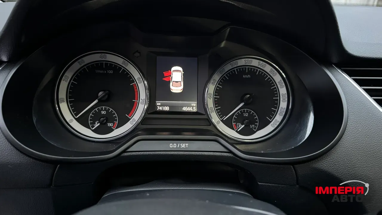 Skoda Octavia - фото 18