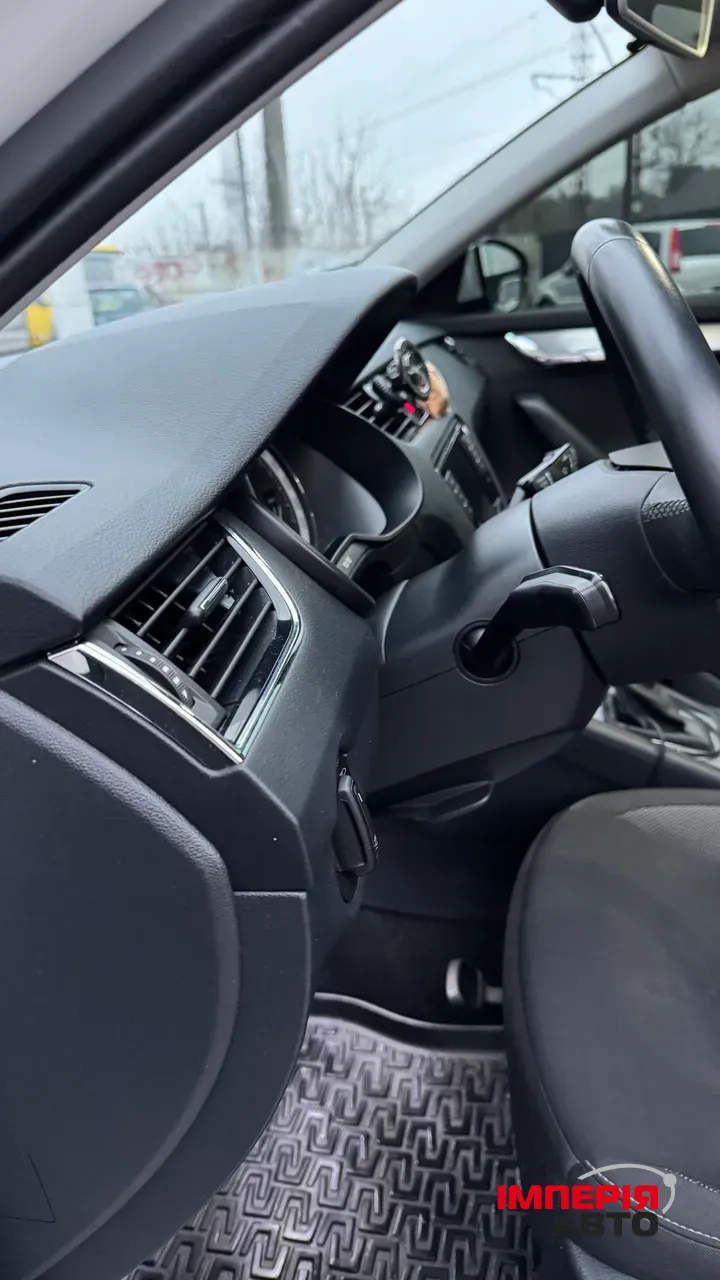 Skoda Octavia - фото 17