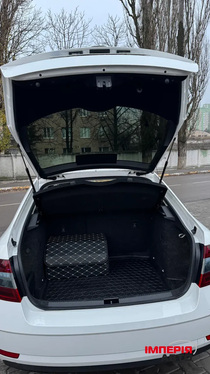 Skoda Octavia - фото 21