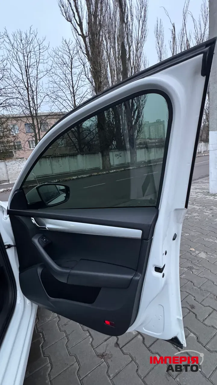 Skoda Octavia - фото 6