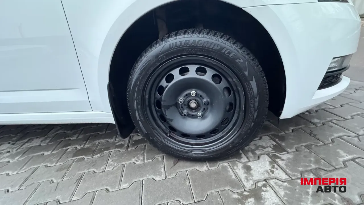 Skoda Octavia - фото 10