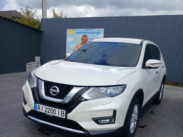 Nissan X-Trail - фото 1