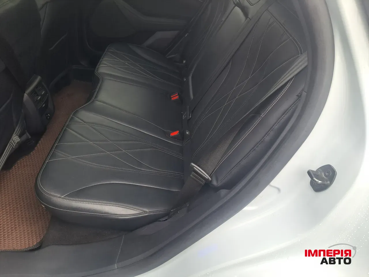 Ford Mustang Mach-E - фото 9