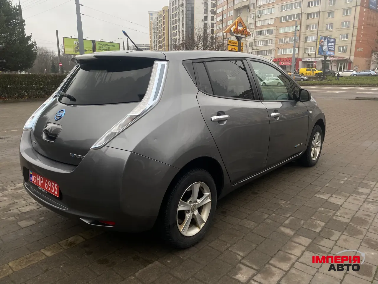 Nissan Leaf - фото 5