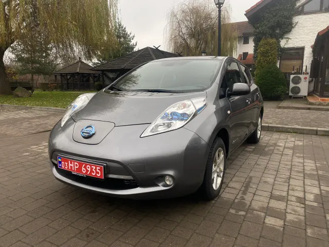 Nissan Leaf - фото 2