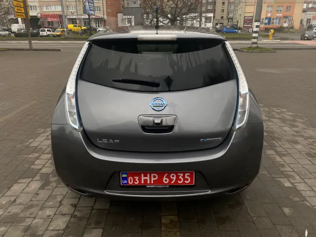 Nissan Leaf - фото 4