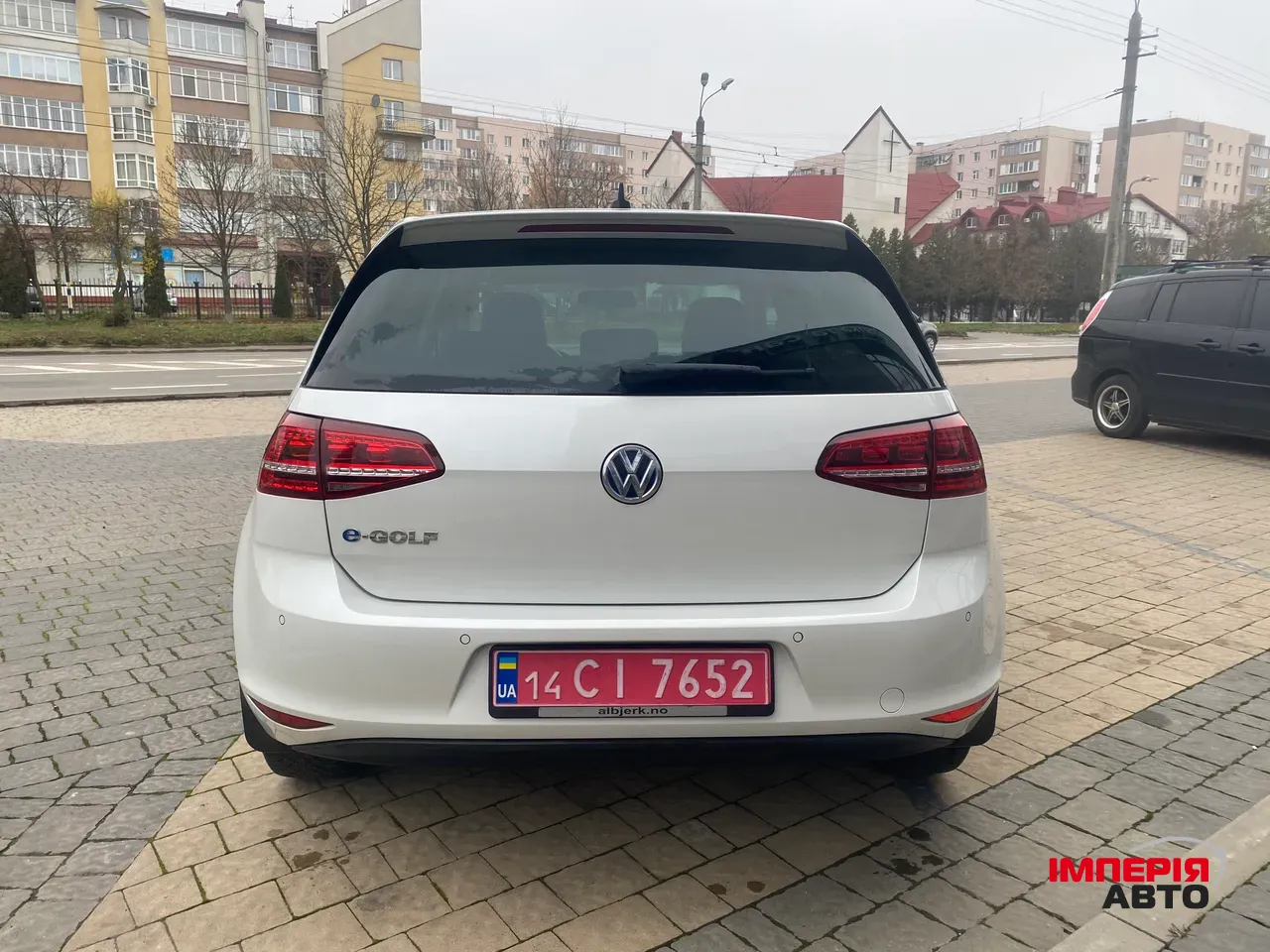 Volkswagen Golf - фото 3