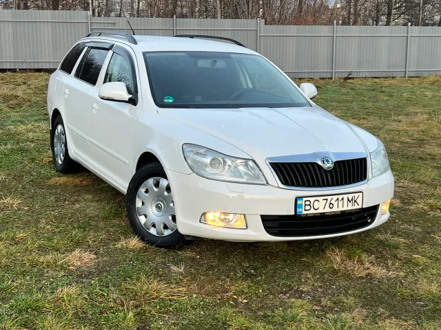 Skoda Octavia - фото 5