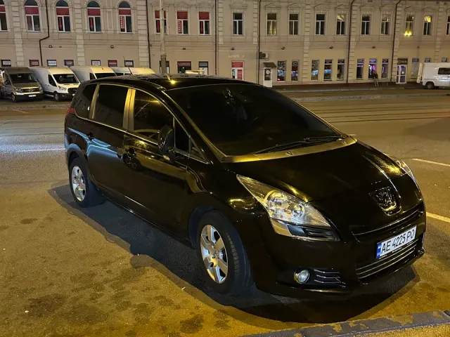 Peugeot 5008 - фото 3