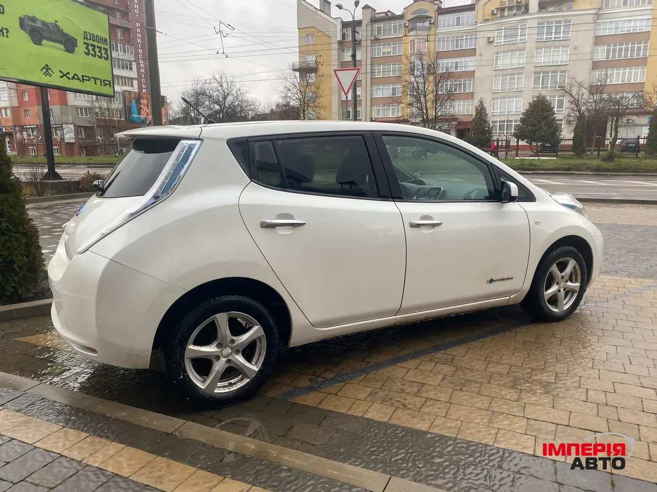 Nissan Leaf - фото 4