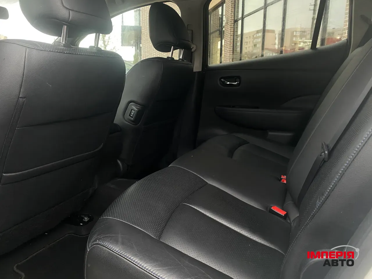 Nissan Leaf - фото 9