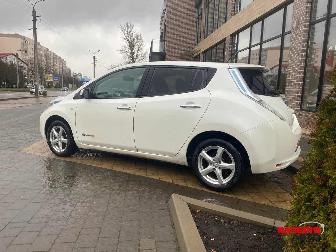Nissan Leaf - фото 3
