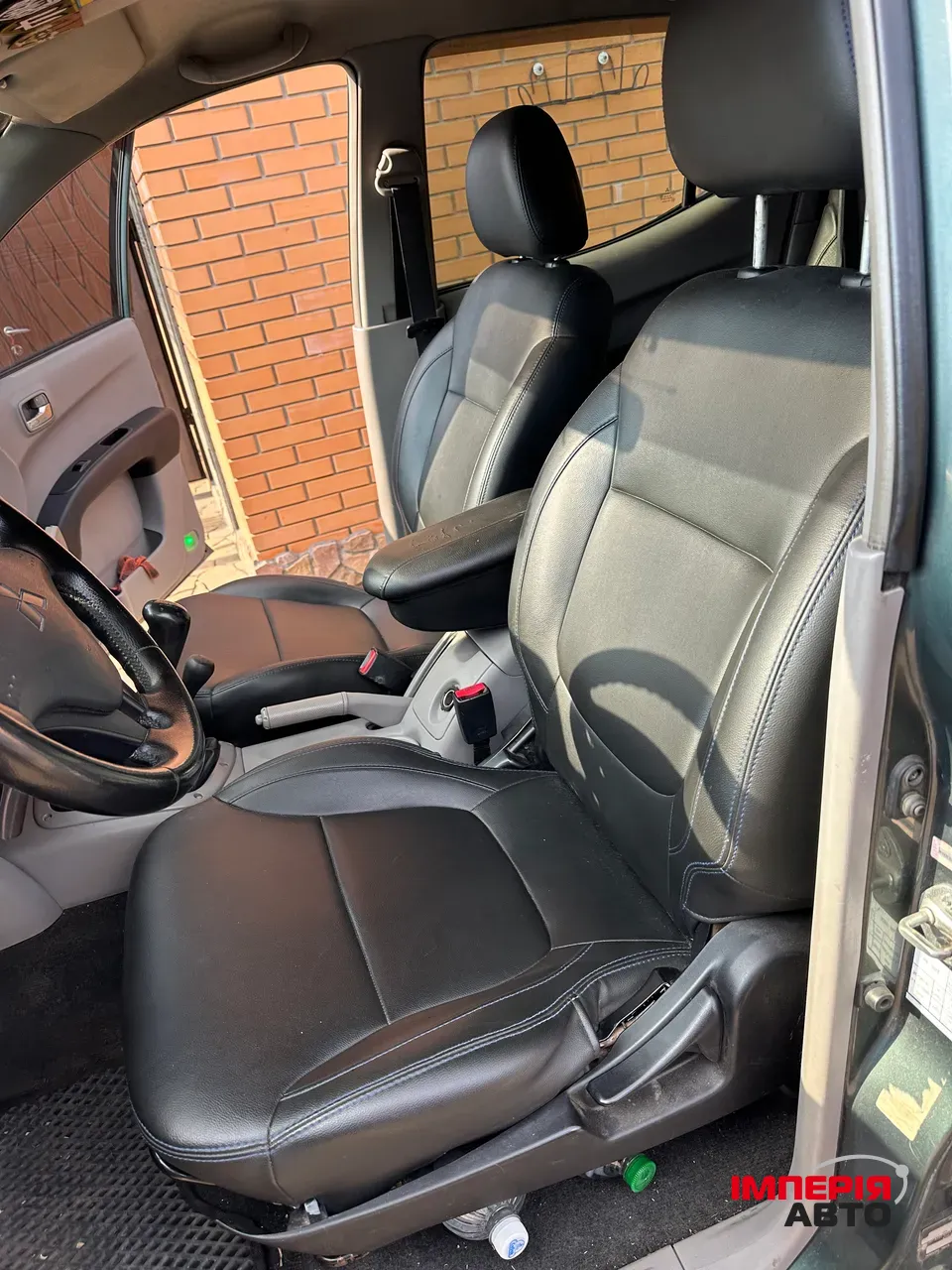 Mitsubishi L200 - фото 12