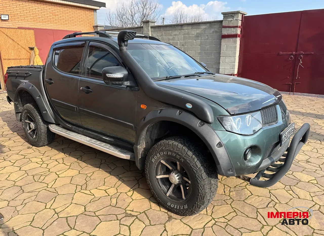 Mitsubishi L200 - фото 3