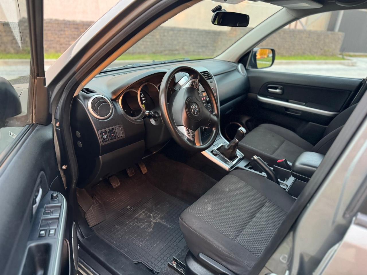Suzuki Grand Vitara - фото 3